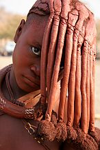 [Himba haardracht meisje]